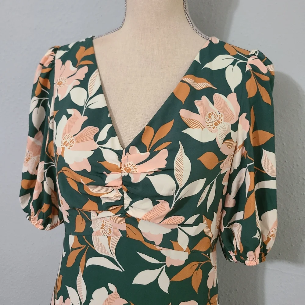 Gal Meets Glam Tegan Floral Tiered‎ Midi Dress Size 4